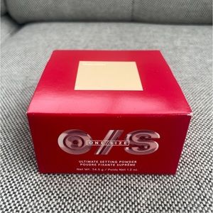 NWT ONE/SIZE setting powder in translucent
